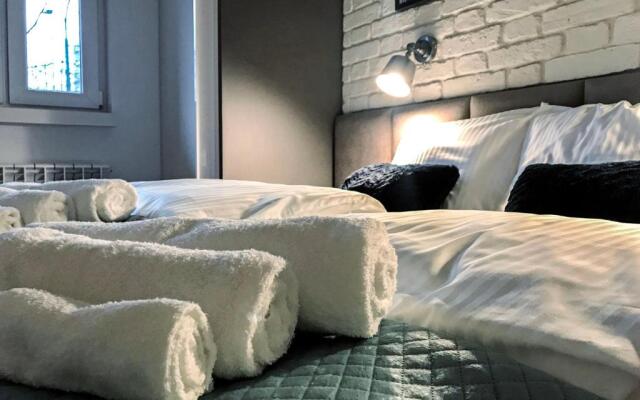 Your Private 5-Star Home in Katowice ★ Close to Everything