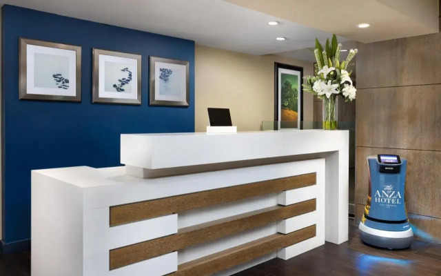 The Anza - A Calabasas Hotel