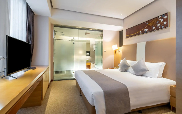 Regal Jinfeng Hotel