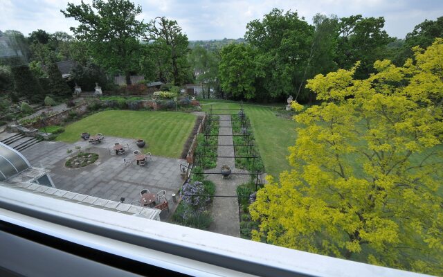 The Bromley Court Hotel