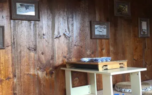 Xijiang Qianhu Miaozhai Guzang Home Inn