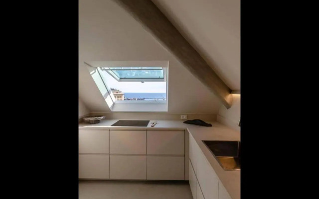 Flat 4 Bedrooms 2 Bathrooms - Genoa