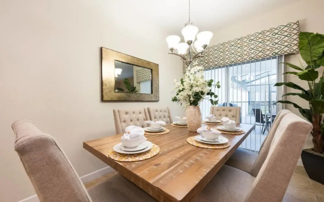 Pleasant Townhouse at Storey Lake