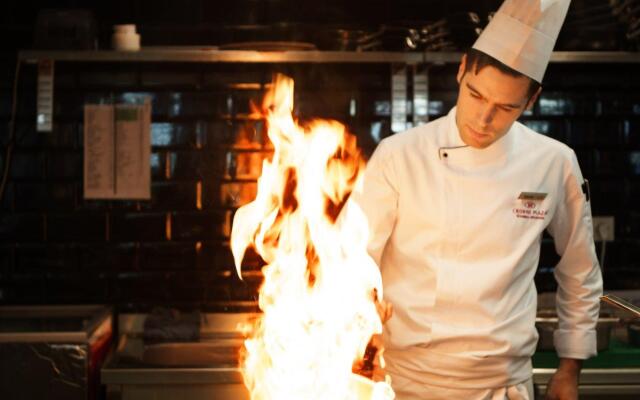 Crowne Plaza Istanbul - Oryapark by IHG