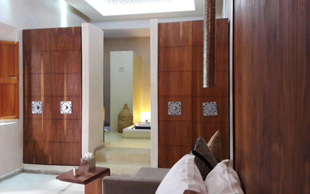 Riad Houma