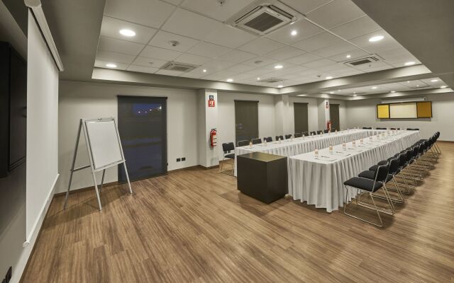City Express by Marriott Celaya Parque