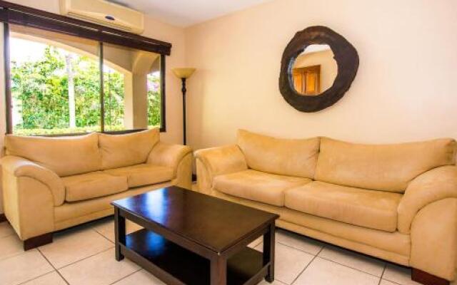 Updated budget condo centrally located at 5 minute drive from 4 beaches