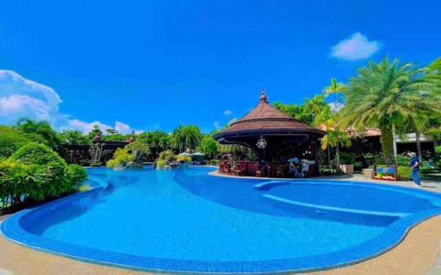 Try Palace Resort & Spa