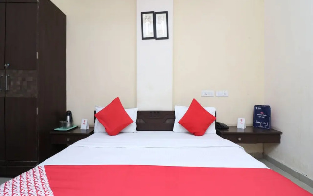 OYO 22872 Hotel Shivam Fort View
