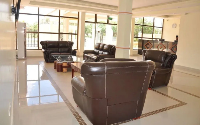 Luwa Evergreen Hotel