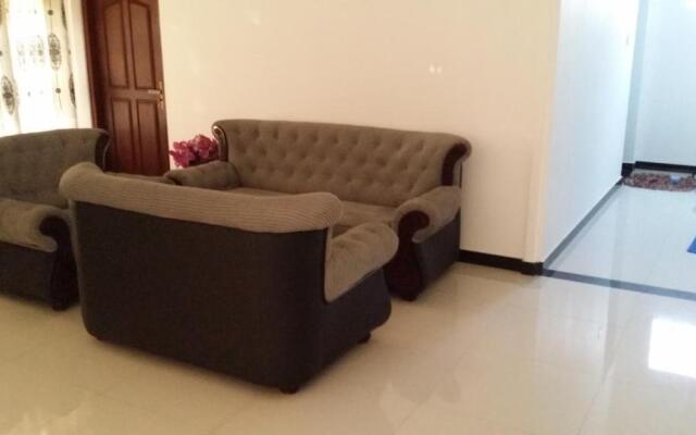 Dumi House