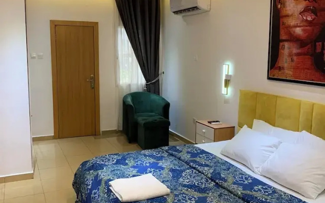 Signature apartments