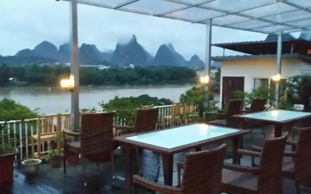 Yangshuo Imperial City Hotel