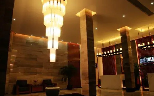 Elong R.YUN Hotel (Tiantaishan High-Speed Railway Station)