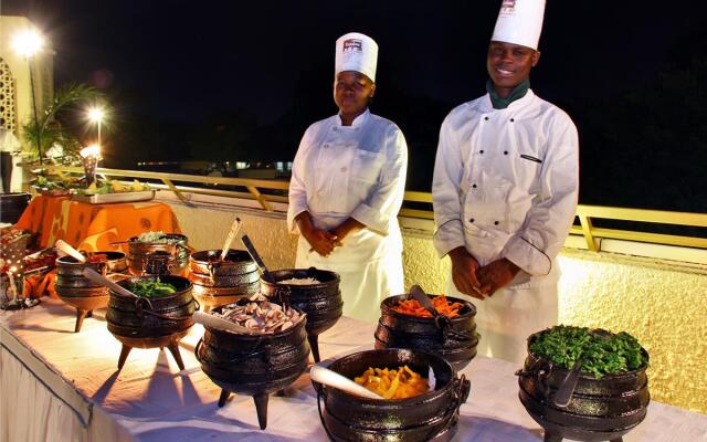 Victoria Falls Rainbow Hotel