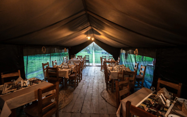 Africa Safari South Serengeti Ndutu Ngorongoro - Wildebeest migration now arrived!