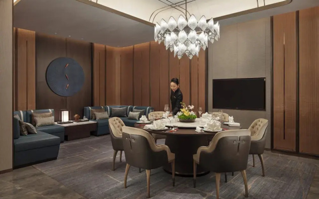 Intercontinental Zhengzhou by IHG