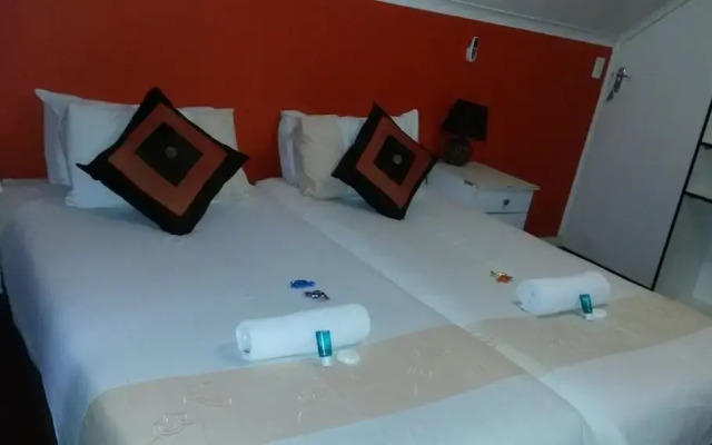 Phomolo Guest House