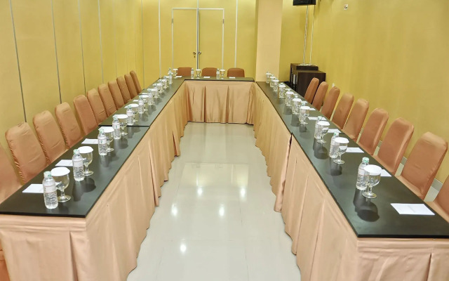 Rangkayo Basa Halal Hotel