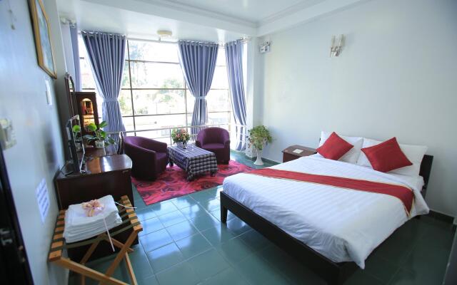 Y Lan Hotel Dalat