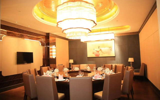 Ramada Yiyang Taojiang