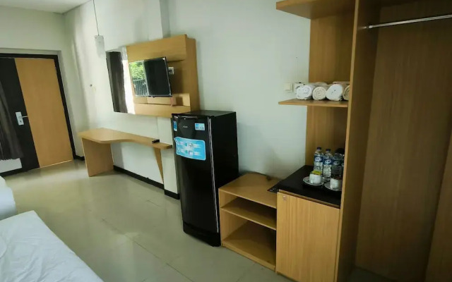 Bandengan Beach Hotel Jepara 2