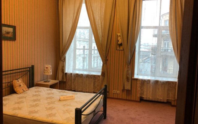 Millionnaya Apartments