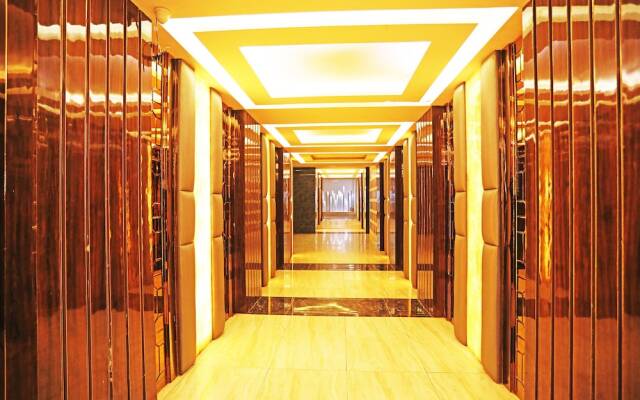 OYO 8902 Hotel Ronald Inn