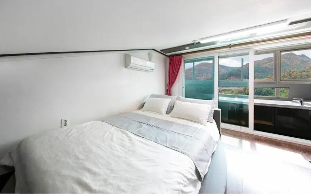 Gapyeong Newcastle Pension