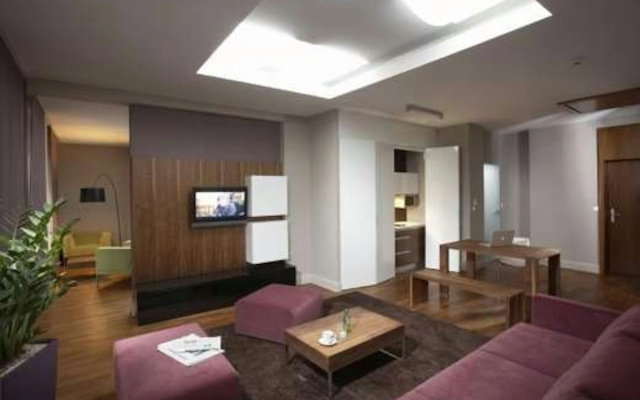 City Park Hotel & Residence - Image 4