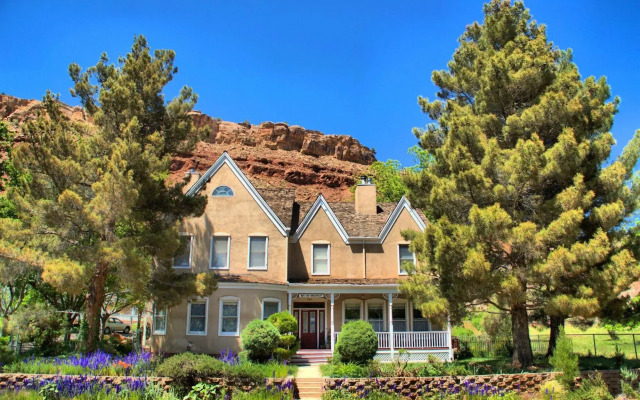 Amber Inn Bed and Breakfast