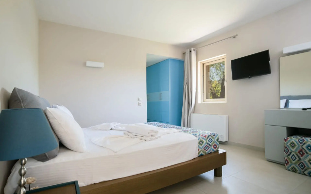 Three Stars Luxury Villas