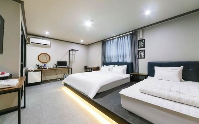 The Sharp Hotel