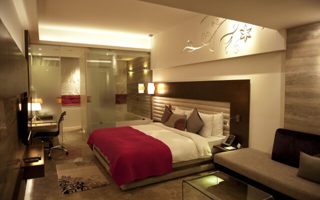 Maya Hotel