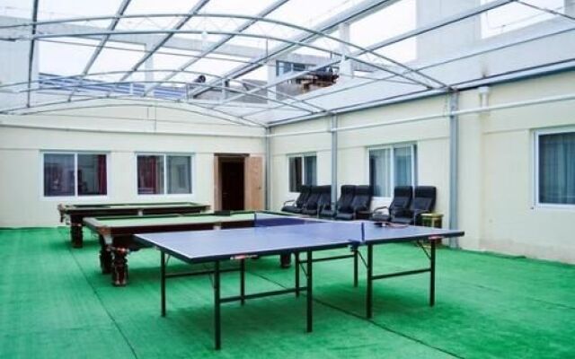 Xinyuan Business Hotel