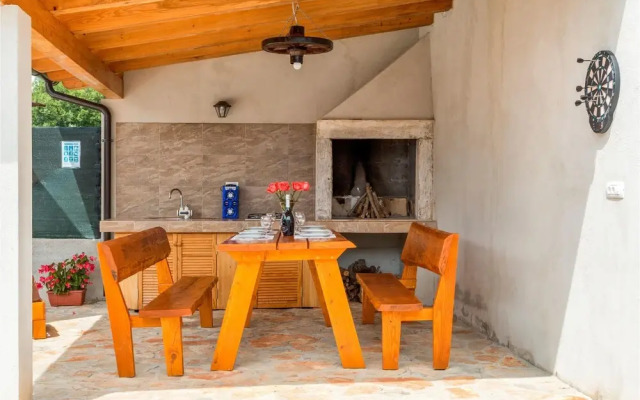 Nice Home in Galizana With Wifi and 2 Bedrooms