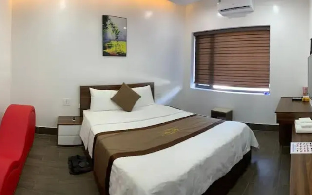 Win Win Hotel