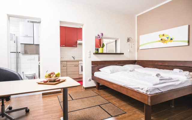 AJO Vienna Beach - Contactless Check-in