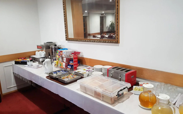 Centrepoint Motor Inn