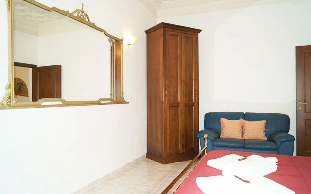 Caterina Embassy Apartment