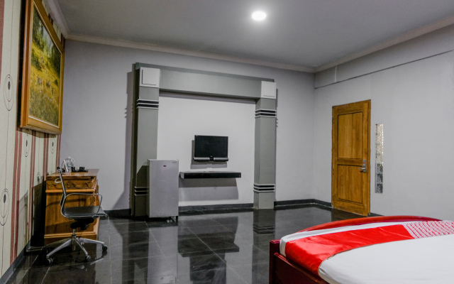 OYO 1188 Alam Indah Lestari Hotel