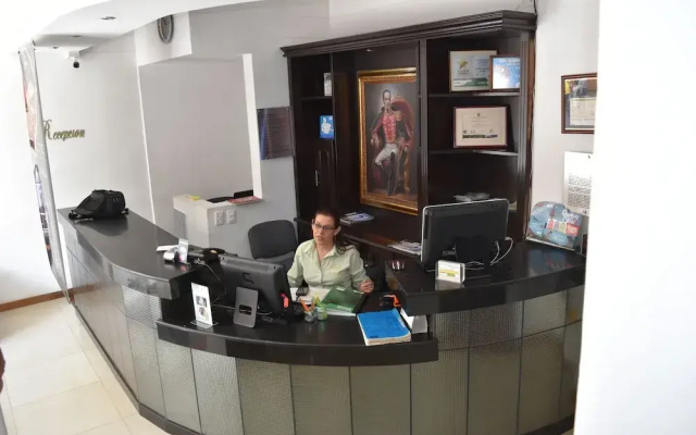 Hotel Bolivar Plaza