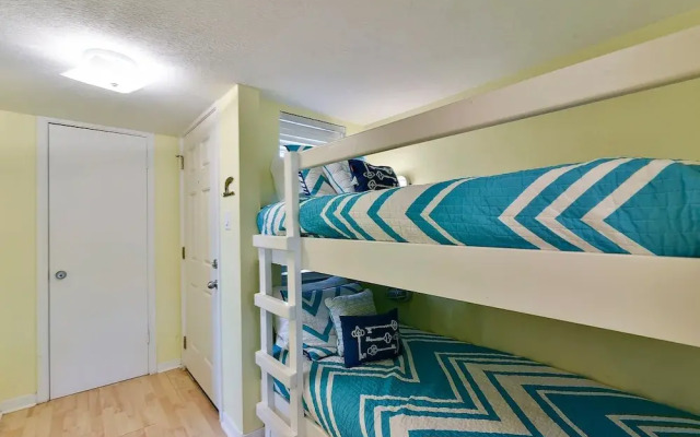 Seascape 2301 2 Bedroom Condo by RedAwning