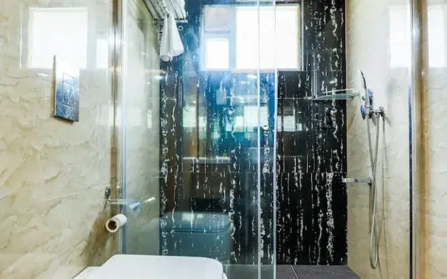 FabHotel Capitol Suites