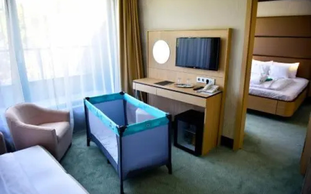 Portobello Wellness & Yacht Hotel