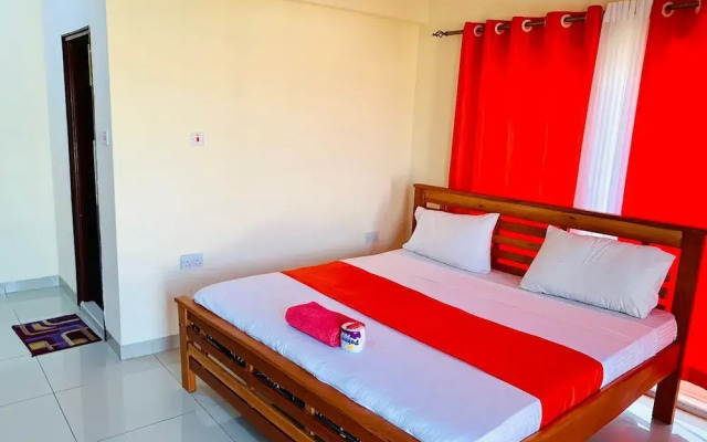 Lux Suites Palm Terraces Apartments