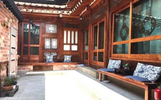 Hanok Guesthouse Suni