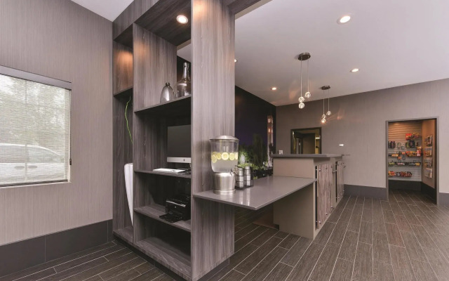 Best Western Plus Spokane North