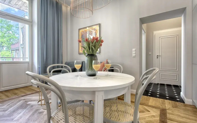 Tyzenhauz Apartments