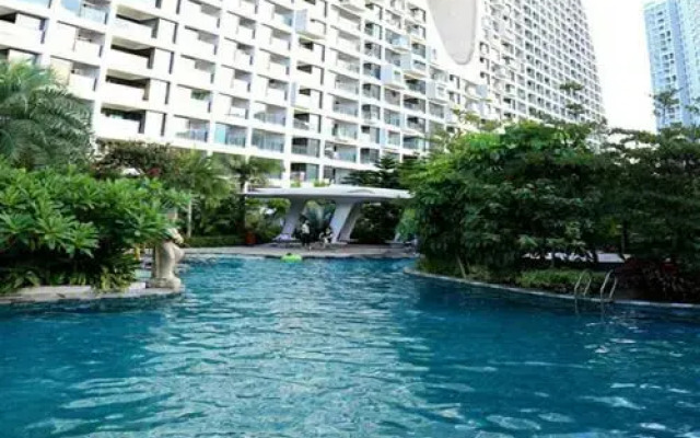 North Bay No.1 Ocean View Apartment Hotel